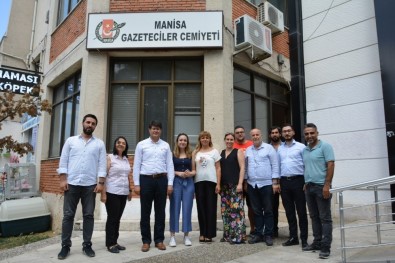 AK Parti'den Manisa Gazeteciler Cemiyeti'ne Bayram Ziyareti
