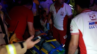 Beşiktaş'ta Taksi Evin Yatak Odasına Girdi Açıklaması 2 Yaralı