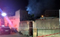 İzmir'de Meydana Gelen Patlama Mahalleliyi Sokağa Döktü