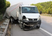 Sakarya'da Trafik Kazası Açıklaması 4 Yaralı