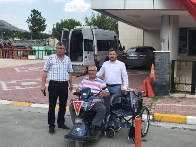 Vezirhan Belediyesi'ne Tekerlekli Sandalye Hediye Edildi