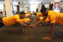 METİN OKTAY - Galatasaray Kuvvet Çalıştı