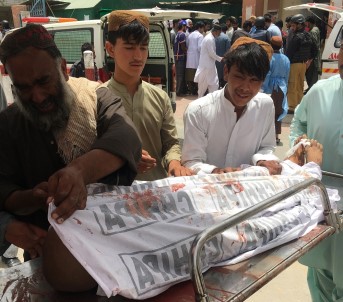 Pakistan'da Ölü Sayısı Artıyor