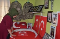 ZEYTIN DALı - Şehit Oğlunun Eşyalarını Odasında Muhafaza Ediyor