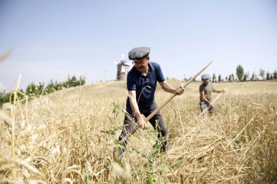 Başkent'in Göbeğindeki Köyde Şenlik Var