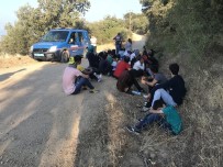 KAÇAK GÖÇMEN - Çanakkale'de 40 Kaçak Göçmen Yakalandı