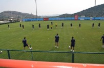 METİN OKTAY - Fenerbahçe, Altınordu Tesislerinde İdman Yaptı