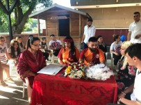 SALTUKOVA - Futbol Sevgisini Forma Giyerek Nikaha Taşıdılar