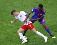 MANCHESTER - Manchester United'da Yerry Mina sesleri