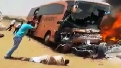 Medine'de Türk Hacılarını Taşıyan Otobüs Alev Alev Yandı