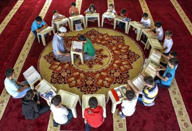 Tosya'da Yaz Kur'an Kurslarına Yoğun İlgi