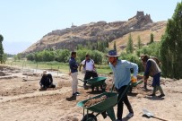 Van'da 5-6 Bin Yıl Boyunca Aynı Ev Tipleri Kullanılmış