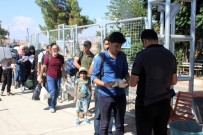 ÖNCÜPINAR - 52 Bin 114 Suriyeliden 48 Bini Türkiye'ye Döndü