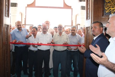 Karaman'da Şehit Ömer Halisdemir Camisi Dualarla Açıldı