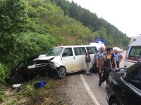 VEDAT ŞAHİN - Kastamonu'da Feci Kaza Açıklaması 12 Yaralı