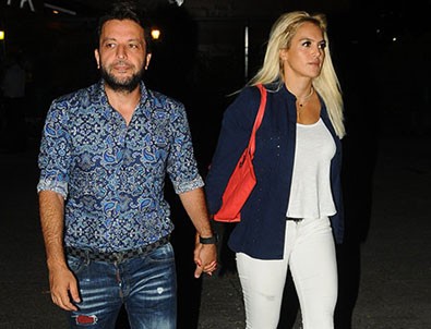 Survivor aşıkları el ele görüntülendi