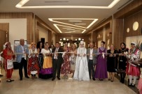 NOSTALJI - Dünyanın Kahve Kültürünü Yansıtan Antika Fincanlara Yoğun İlgi