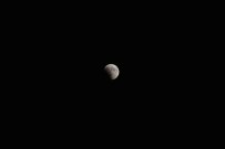 AY TUTULMASI - Malatya'da Ay Tutulması Çıplak Gözle İzlendi