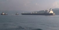 KURU YÜK GEMİSİ - Yük Gemisi Boğaz'da Arızalandı