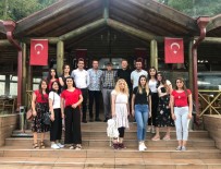 BEYTÜŞŞEBAP - Beytüşşebaplı Genç Kızlar İstanbul Ve Ankara'yı Gezdi