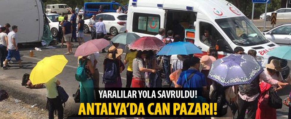Antalya'da turist otobüsü ile iki otomobille çarpıştı... Ölü ve yaralılar var