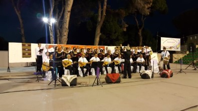 Ayvalık HEM'den Türk Halk Müziği Kursu Yaz Konseri