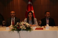 Bakan Sarıeroğlu, Adana Demirspor'un Sorunlarını Dinledi