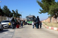 GÜMRÜK MUHAFAZA - Bayramı Ülkelerinde Geçiren 16 Bin Suriyeli Türkiye'ye Döndü