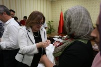 DERYA BAKBAK - Beşiz Bebeklere 'Şahin' Desteği