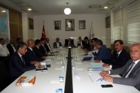 İSMAIL USTAOĞLU - Bitlis'te 2018 Yılı Projeleri Değerlendirildi