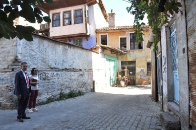 Buldan'da Sokak İyileştirme Çalışmaları Devam Ediyor