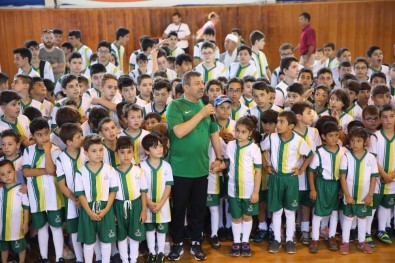 Darıca Yaz Spor Okulları Rekor Katılımla Başladı
