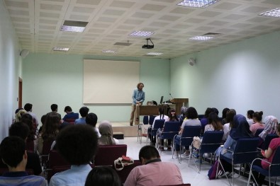 Genç Atölye'de Dersler Başladı