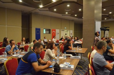 'Afetlere Karşı Engelleri Birlikte Aşalım' Projesi Türkiye'de Yaygınlaşıyor
