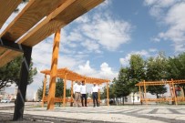 FLORYA - Kocasinanlı Çocuklar Yenilenen Parklarda Daha Mutlu