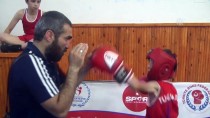 BOKS - Alt Minikler Türkiye Ferdi Boks Şampiyonası Başladı