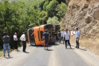 HAFRİYAT KAMYONU - Beytüşşebap'ta Kaza Nedeniyle Yüzlerce Araçlık Kuyruk Oluştu