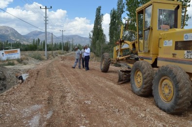 Büyükşehirden Elmalı'da Asfalt Hazırlığı