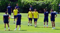 MEHMET TOPAL - Fenerbahçe Yeni Sezon Hazırlıklarını Sürdürdü