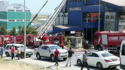 GÜNCELLEME 2 - Hadımköy'de Fabrika Yangını