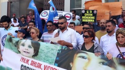 Iğdır'da 'Çocuk Bedenine Dokunma' Protestosu