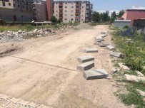 GAFFAR OKAN - Kars Belediyesi Yol Çalışmalarını Hızlandırdı