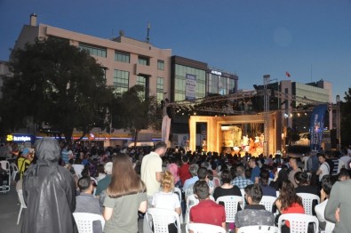 'Asalet Kumkuması'na İlgi Yoğundu