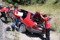 Bolu'da Menfeze Uçan Otomobil Hurdaya Döndü Açıklaması 4 Yaralı Haberi