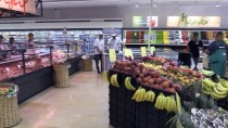 YALıKAVAK - Carrefoursa Yaz Sezonuna Hazır
