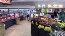 MARKET AÇILIŞI - Carrefoursa Yaz Sezonuna Hazır