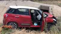 Sivas'ta Trafik Kazası Açıklaması 5 Yaralı Haberi