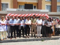 MERAL UÇAR - Tuşba Aile Destek Merkezi Kursiyerlerinden Yılsonu Sergisi