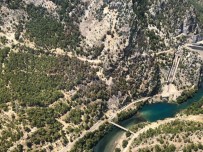 OYMAPıNAR - Antalya'daki Orman Yangını Kontrol Altına Alındı