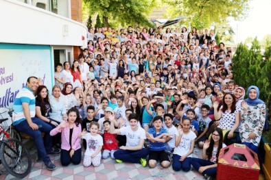 Fatih Sultan Mehmet Çocuk Akademisi Yaz Atölyeleri Başladı